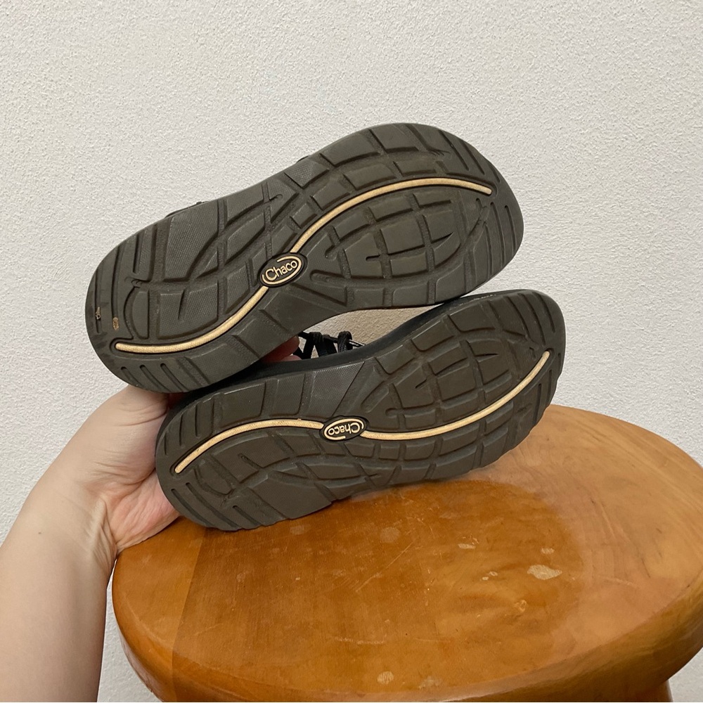 Chaco Black, White, Grey Thin Strap Toe Loop Adju… - image 4